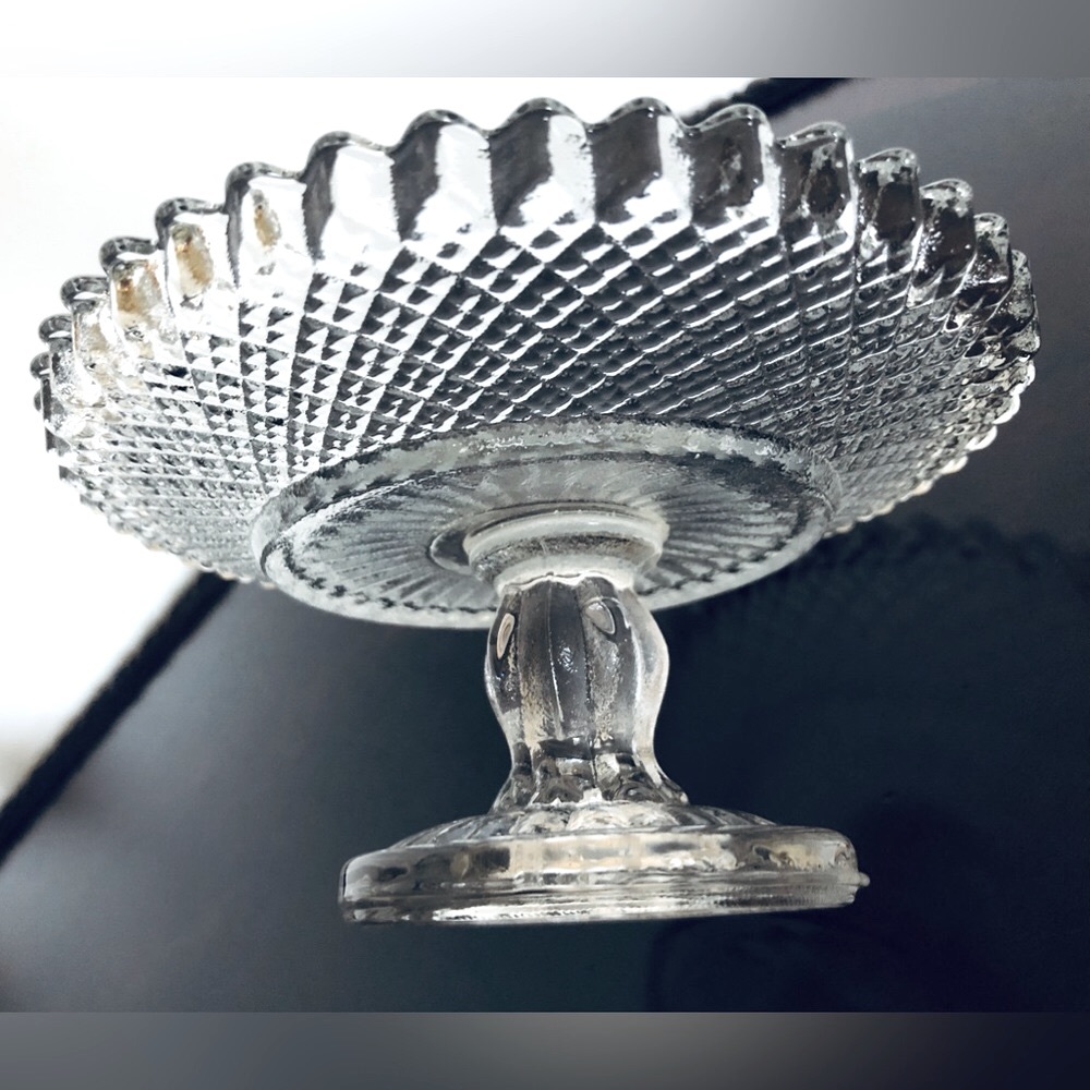 Diamond pattern Crystal pedestal plate Candleholder studio crystal 3" x 5 1/4"